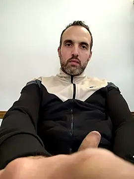 leon3875 online show from 23, 10, 2025