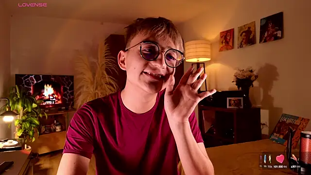 Snapshot of Mr_evan1 chatting on 9, 9, 2025 Mr evan1 online show from 9, 9, 2025