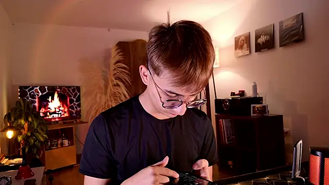 Snapshot of Mr_evan1 chatting on 2, 11, 2025 Mr evan1 online show from 2, 11, 2025