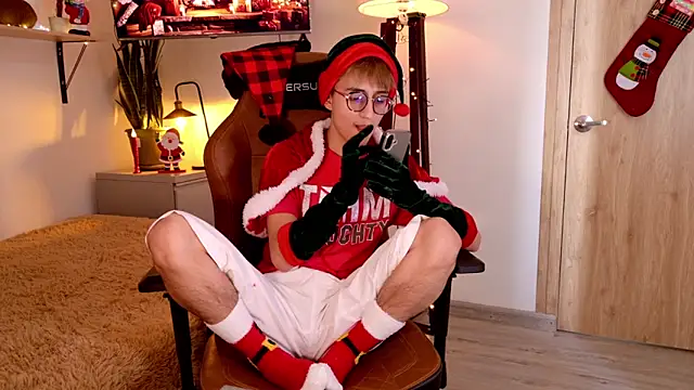 Snapshot of Mr_evan1 chatting on 22, 11, 2025 Mr evan1 online show from 22, 11, 2025