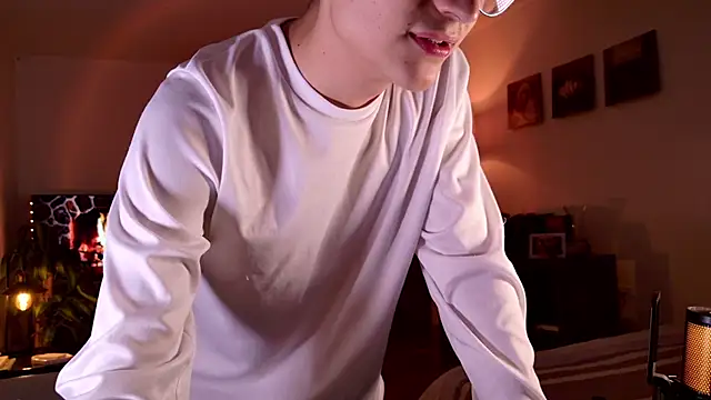 Snapshot of Mr_evan1 chatting on 20, 10, 2025 Mr evan1 online show from 20, 10, 2025