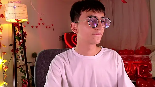 Snapshot of Mr_evan1 chatting on 14, 2, 2025 Mr evan1 online show from 14, 2, 2025