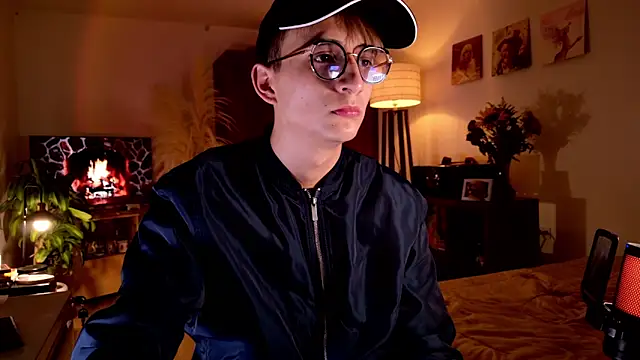 Snapshot of Mr_evan1 chatting on 24, 9, 2025 Mr evan1 online show from 24, 9, 2025