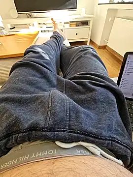 BigPassion89 online show from 2, 2, 2025