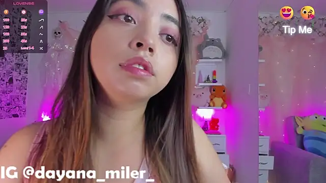 Snapshot of _dayana_miler chatting on 20, 11, 2025 dayana miler online show from 20, 11, 2025