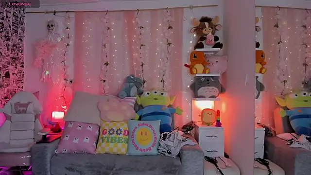  dayana miler online show from 4, 3, 2026