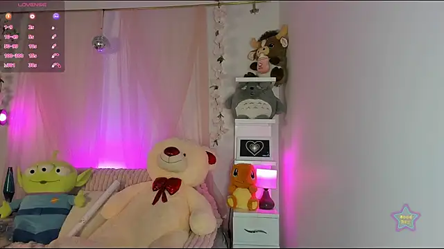 Snapshot of _dayana_miler chatting on 19, 7, 2026 dayana miler online show from 19, 7, 2026