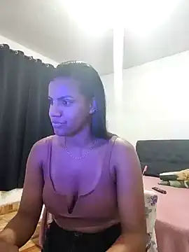 Snapshot of Bella_Anjoss chatting on 22, 1, 2025 Bella Anjoss online show from 22, 1, 2025