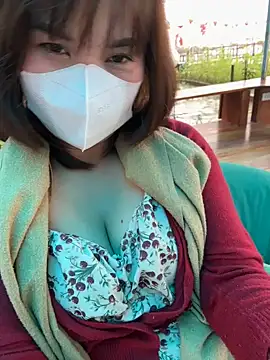 May-Squirt online show from 26, 2, 2025