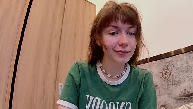 Snapshot of sun_place chatting on 19, 9, 2025 sun place online show from 19, 9, 2025