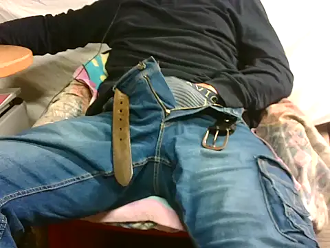 Giulio35 Pika online show from 12, 11, 2025