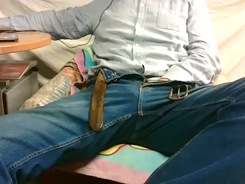 Giulio35 Pika online show from 21, 12, 2025