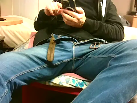 Giulio35 Pika online show from 15, 2, 2026