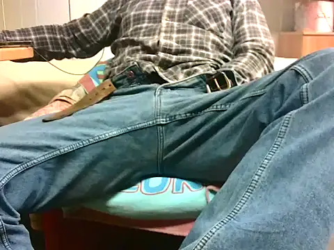 Giulio35 Pika online show from 5, 4, 2026