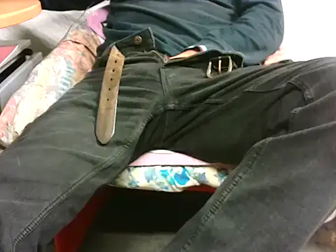 Giulio35 Pika online show from 24, 11, 2025