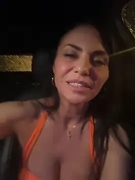 KimKelly13 online show from 2, 3, 2025