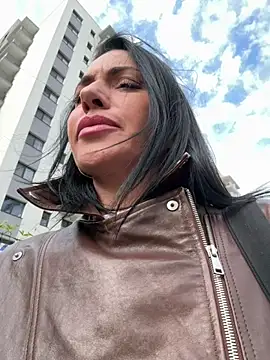 KimKelly13 online show from 29, 4, 2026