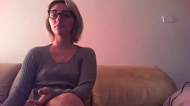 Snapshot of sexy_blondie92 chatting on 13, 1, 2025 sexy blondie92 online show from 13, 1, 2025