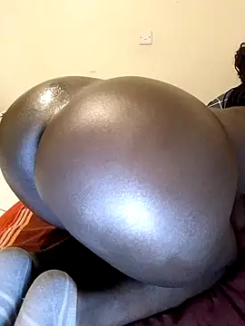 Misskhalifa  online show from 25, 2, 2025