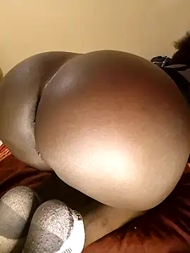 Misskhalifa  online show from 3, 10, 2025