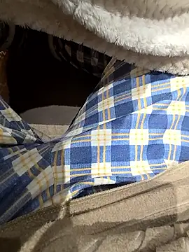 Snapshot of RIP_Curl chatting on 5, 1, 2026 RIP Curl online show from 5, 1, 2026