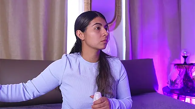 ShelleyMorell online show from 21, 10, 2025