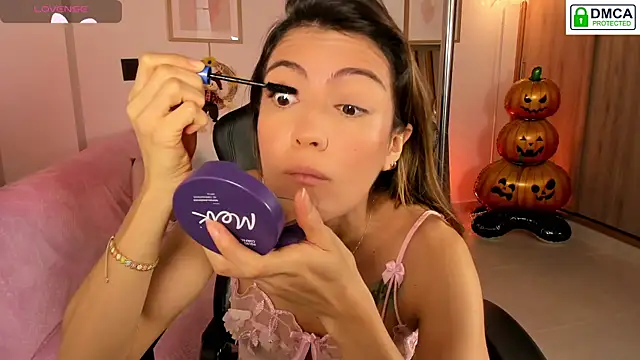 Lilabril online show from 2, 10, 2025