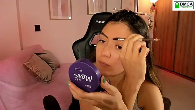 Lilabril online show from 19, 9, 2025