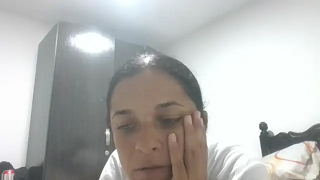 GiveLove1 online show from 2, 11, 2025