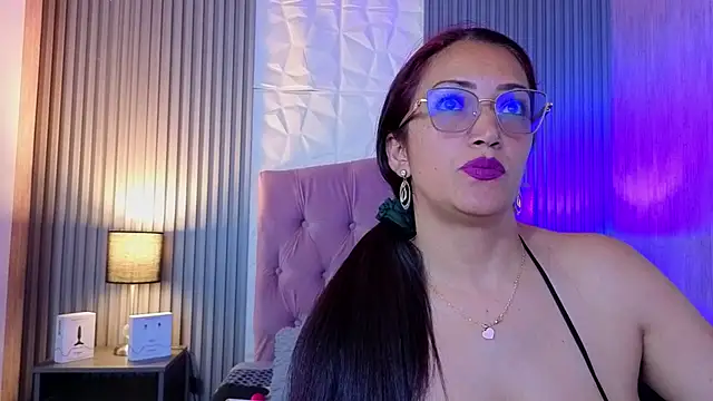 dayana mendoza69 online show from 25, 3, 2026