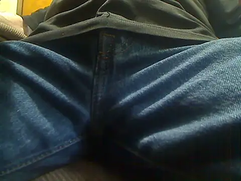 Snapshot of markluvskitty chatting on 12, 5, 2026 markluvskitty online show from 12, 5, 2026
