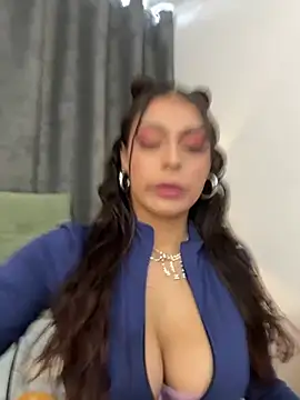CHERRYY BOMB  online show from 20, 6, 2026