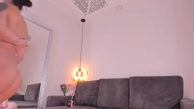 Isabella francoo online show from 27, 9, 2025