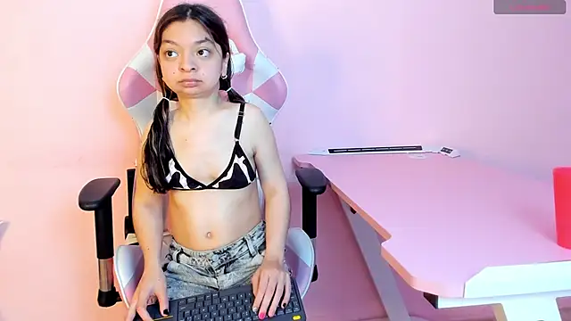 CharlotteMuller online show from 25, 10, 2025