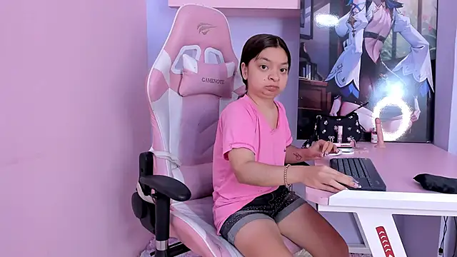 CharlotteMuller online show from 16, 4, 2026