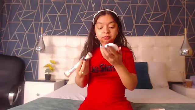 CharlotteMuller online show from 14, 2, 2026