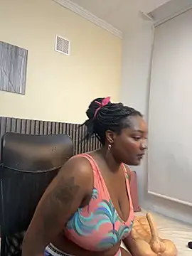 chanel brunette online show from 24, 10, 2025