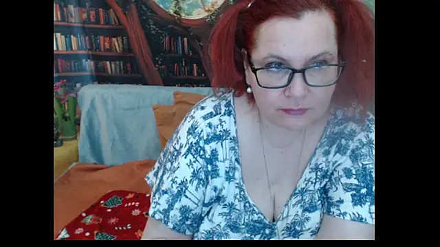 Snapshot of PlayfullMature chatting on 23, 6, 2026 PlayfullMature online show from 23, 6, 2026