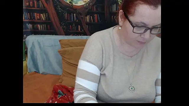 Snapshot of PlayfullMature chatting on 25, 6, 2026 PlayfullMature online show from 25, 6, 2026