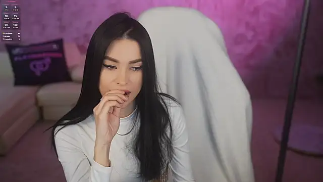 Snapshot of Tina_Breeze chatting on 26, 4, 2026 Tina Breeze online show from 26, 4, 2026