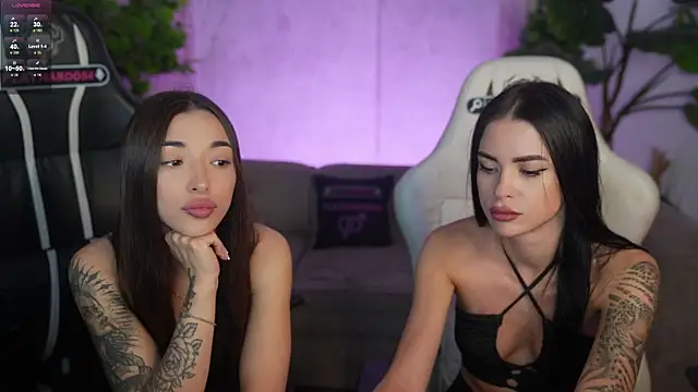 Snapshot of Tina_Breeze chatting on 16, 6, 2026 Tina Breeze online show from 16, 6, 2026