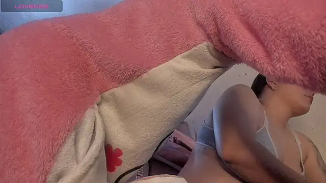  Dulcinea777 online show from 8, 3, 2026