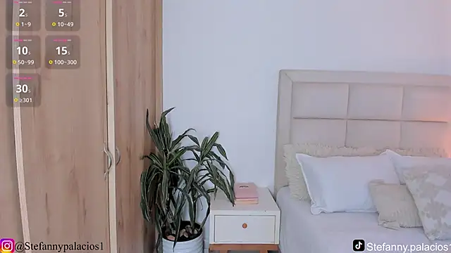 Kimberlylenox  online show from 7, 11, 2025