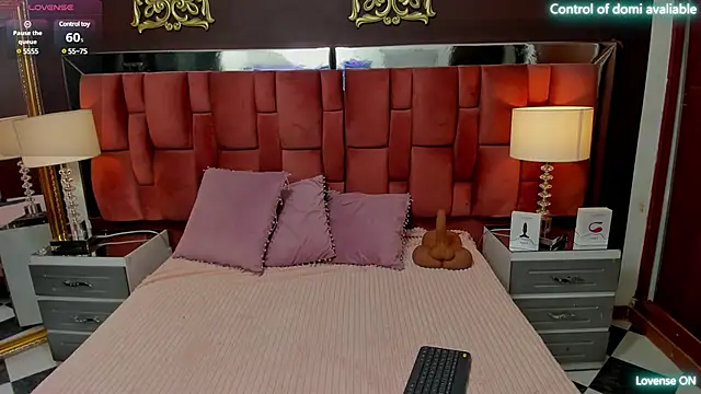 Snapshot of mariamRosse chatting on 19, 3, 2025 mariamRosse online show from 19, 3, 2025