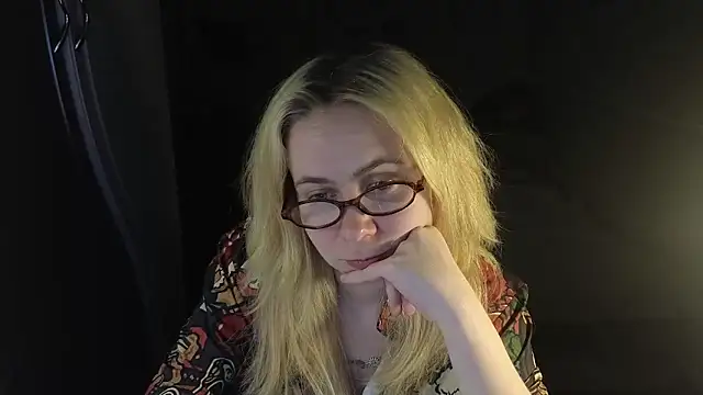 Riley Roo online show from 3, 3, 2026