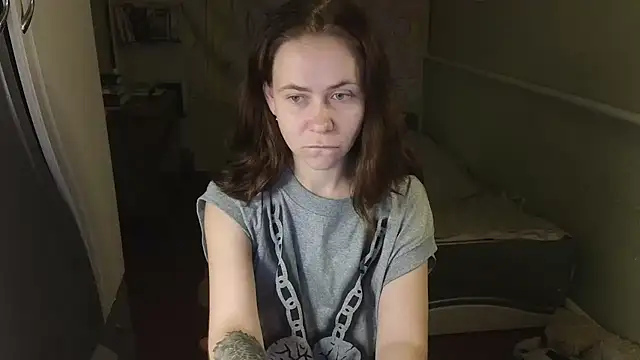 Riley Roo online show from 12, 11, 2025