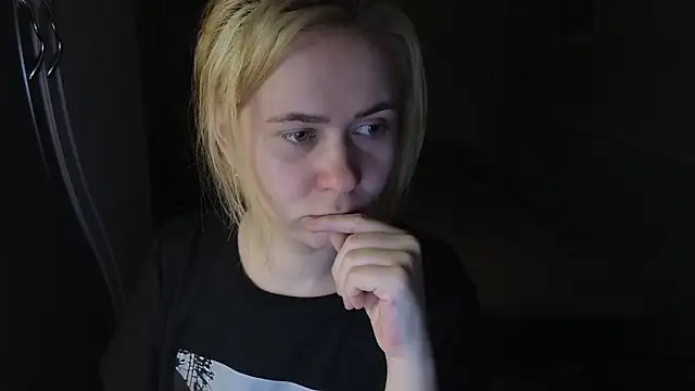 Riley Roo online show from 1, 2, 2026