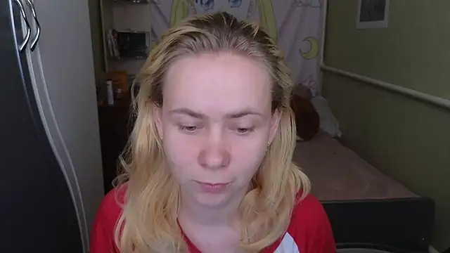 Snapshot of Riley_Roo chatting on 29, 3, 2026 Riley Roo online show from 29, 3, 2026