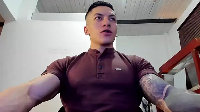 Snapshot of aquiles_51 chatting on 30, 10, 2025 aquiles 51 online show from 30, 10, 2025