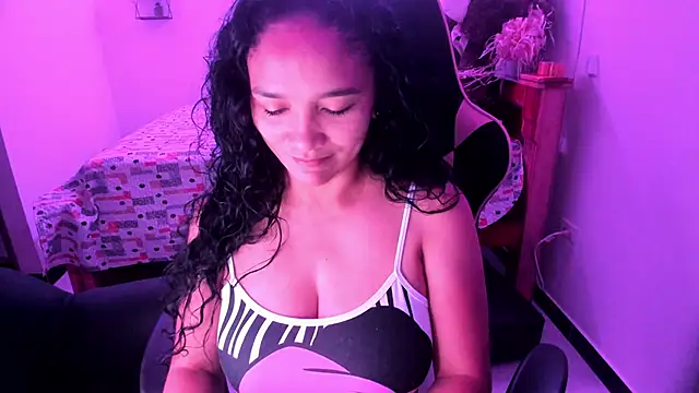 rayza mature 154 online show from 4, 11, 2025